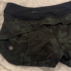 Lululemon speed up short 2.5”